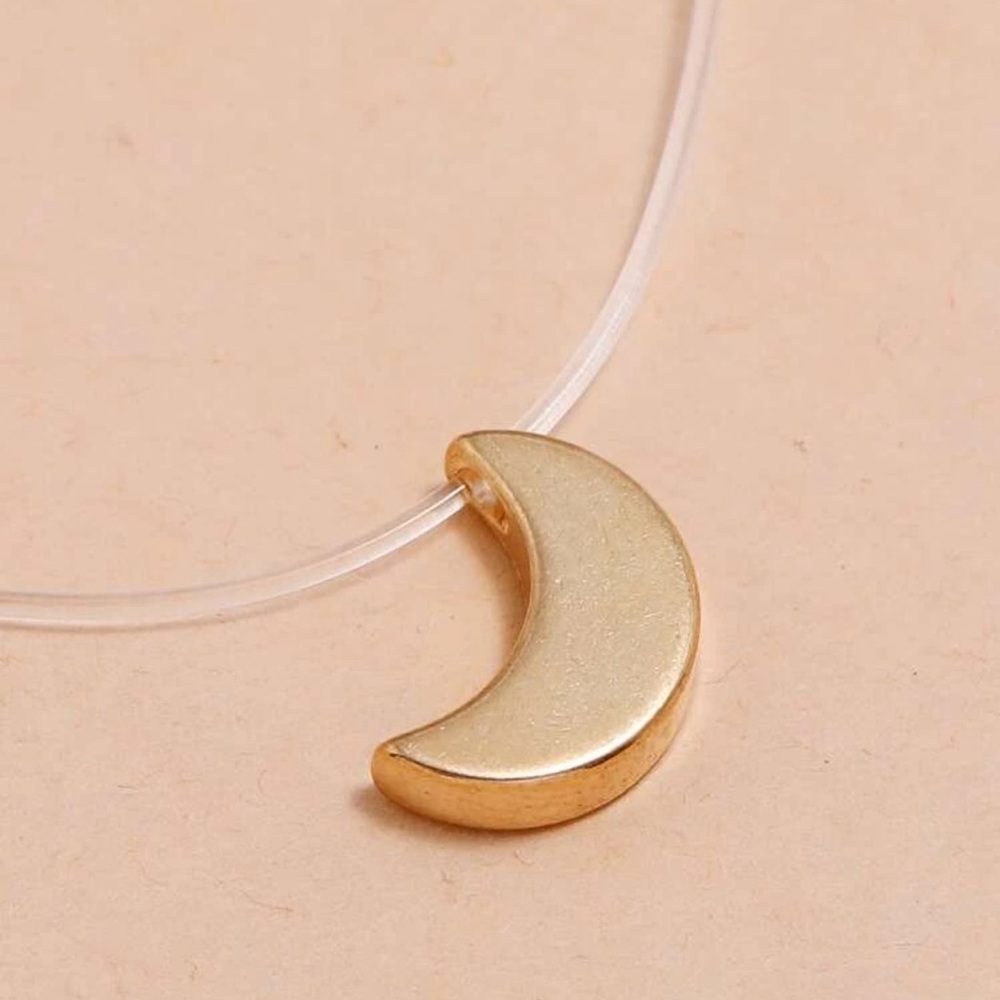 🌙 Floating clear choker w/ crescent moon pendant - Picture 3 of 11